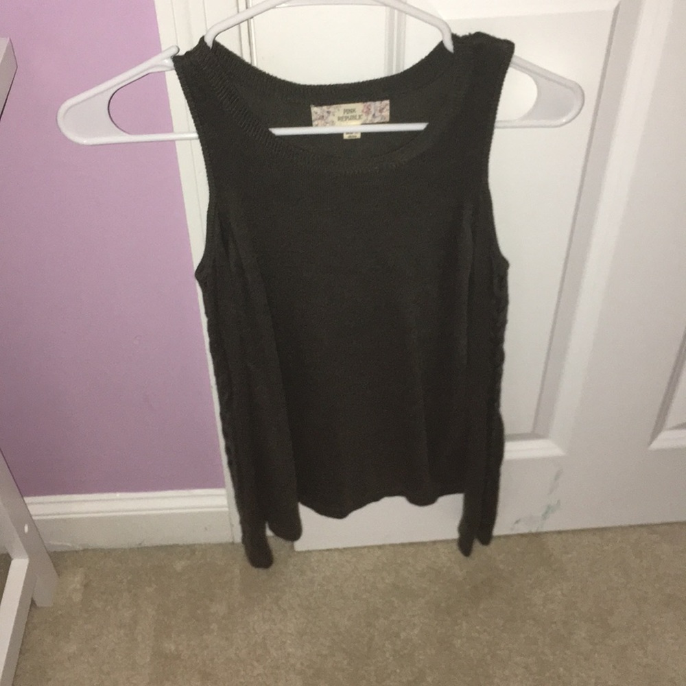 Cold shoulder olive green sweater